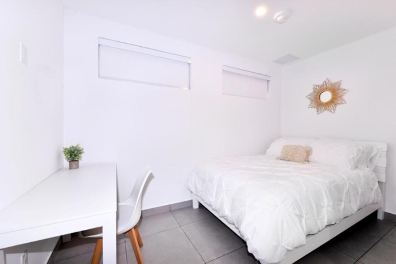 Stylish Luxury Condo, Central Location, Ocean View, Pool, Gym โอรันเยสตัด ภายนอก รูปภาพ