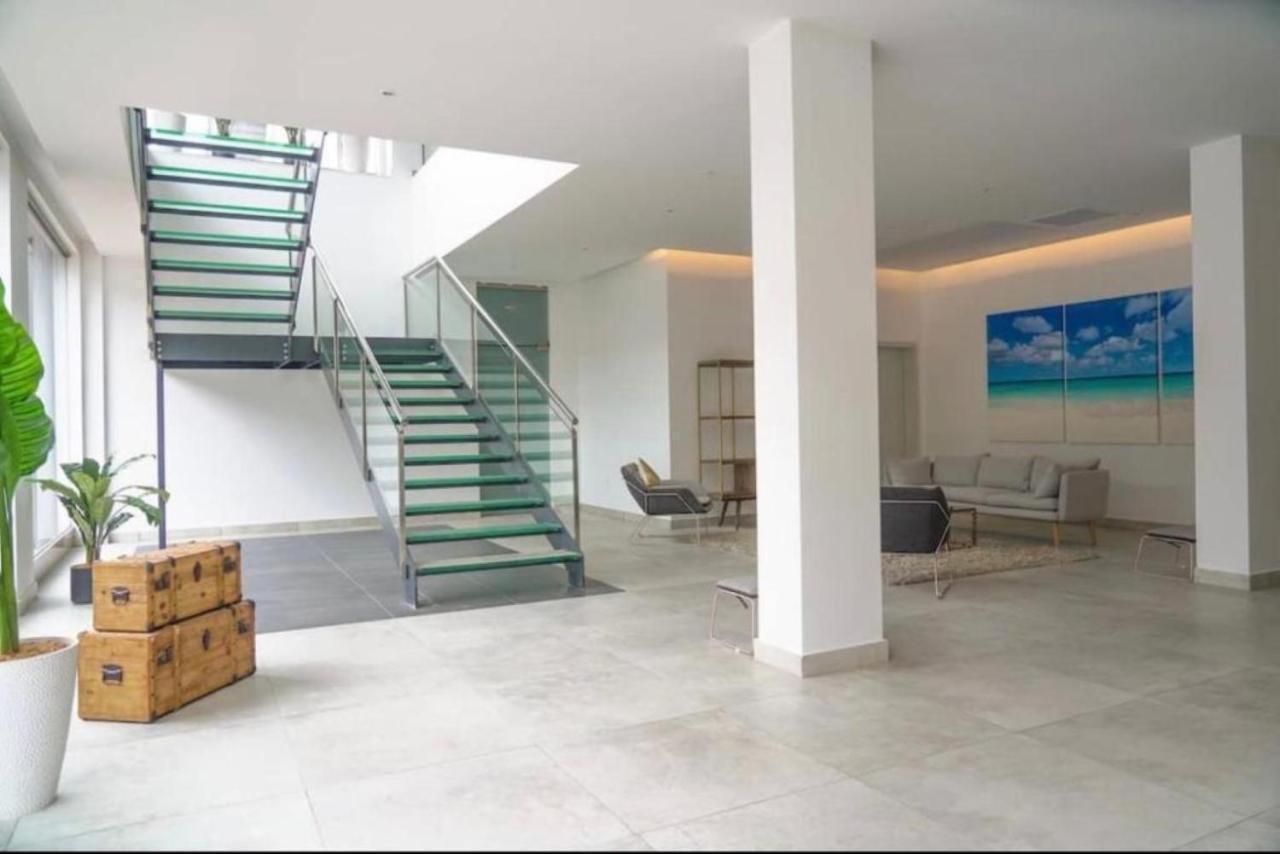 Stylish Luxury Condo, Central Location, Ocean View, Pool, Gym โอรันเยสตัด ภายนอก รูปภาพ