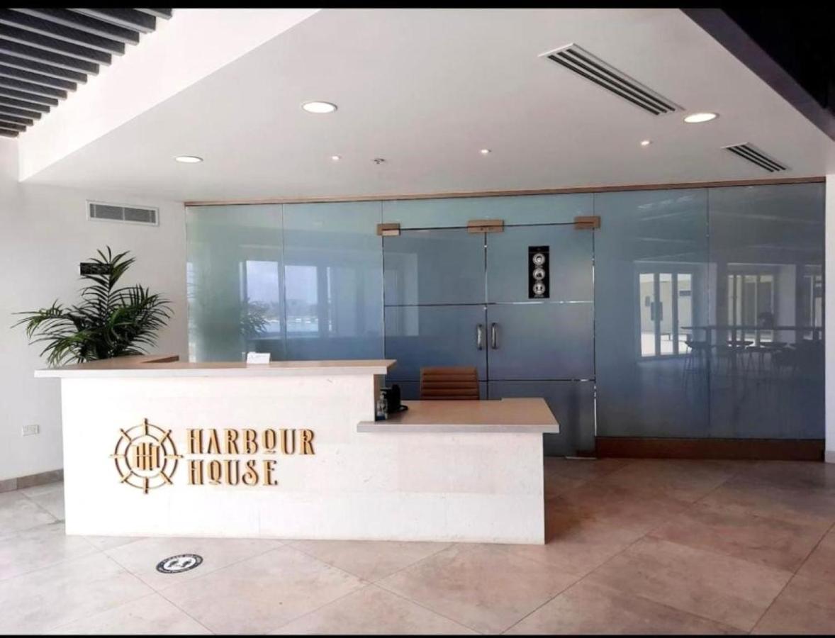 Stylish Luxury Condo, Central Location, Ocean View, Pool, Gym โอรันเยสตัด ภายนอก รูปภาพ